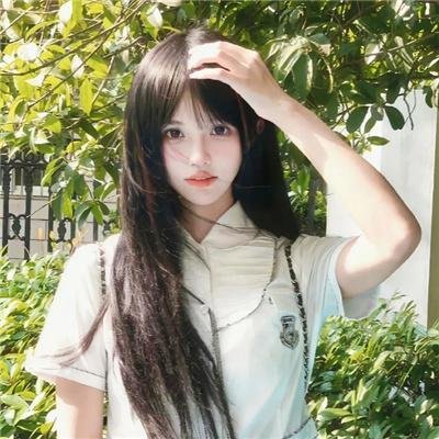 「再见」中的女人